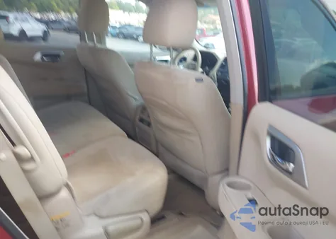 2013 Nissan Pathfinder S из США, поврежденный, VIN 5N1AR2MN3DC661923